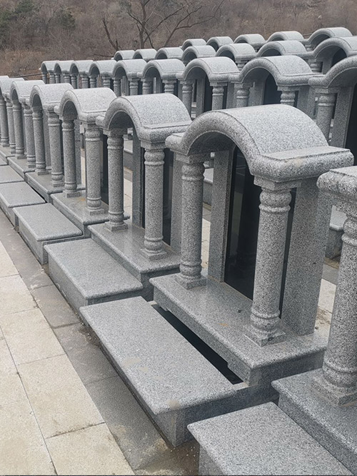中华寺公墓碑型